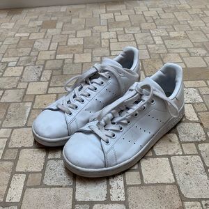 Stan Smith Adidas- Mens 5.5 (Women’s 7)